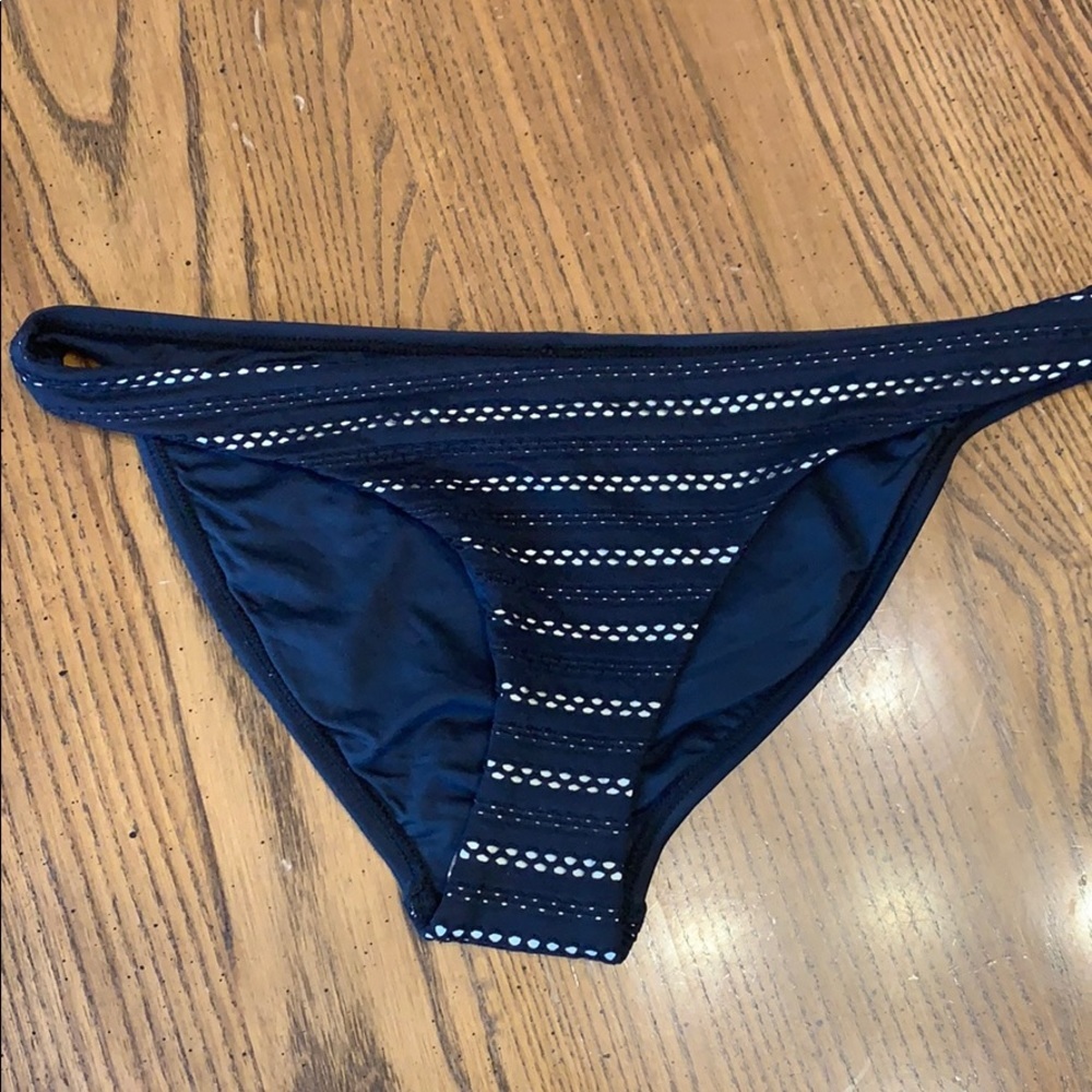 NWOT‎ PILYQ Jet Black Full Bikini Bottoms Size S
